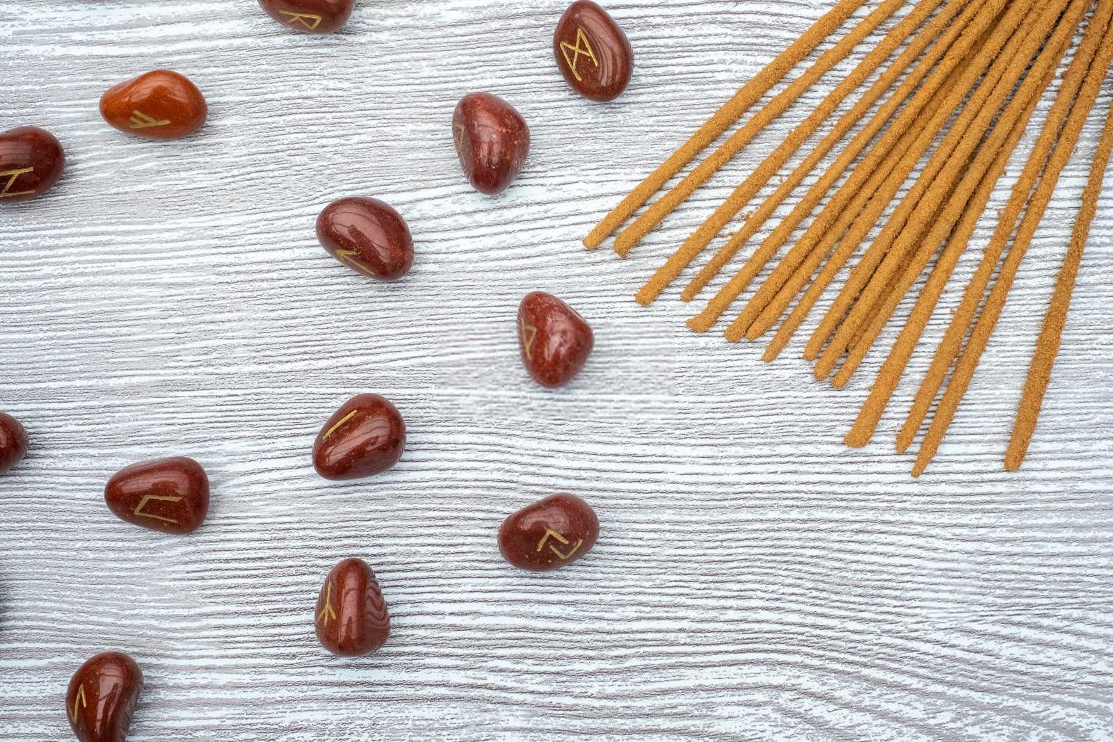 本命年礼物：男生转运与祝福的命理之选