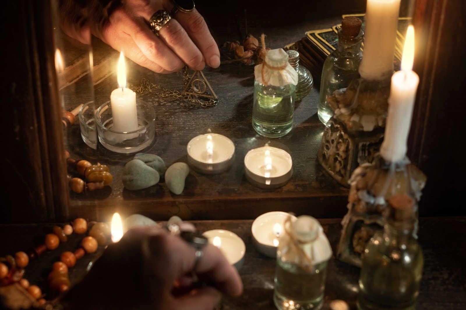 揭秘个人幸运色：命理学视角下的探索与应用