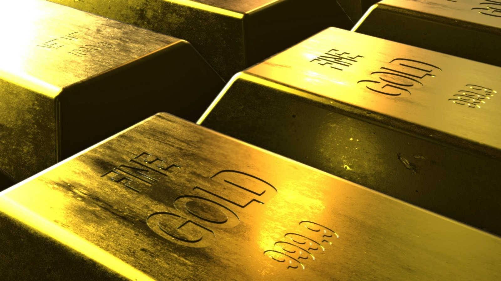 迎接金猪宝宝：探讨属猪的2025年生小孩的吉祥寓意与现实考量