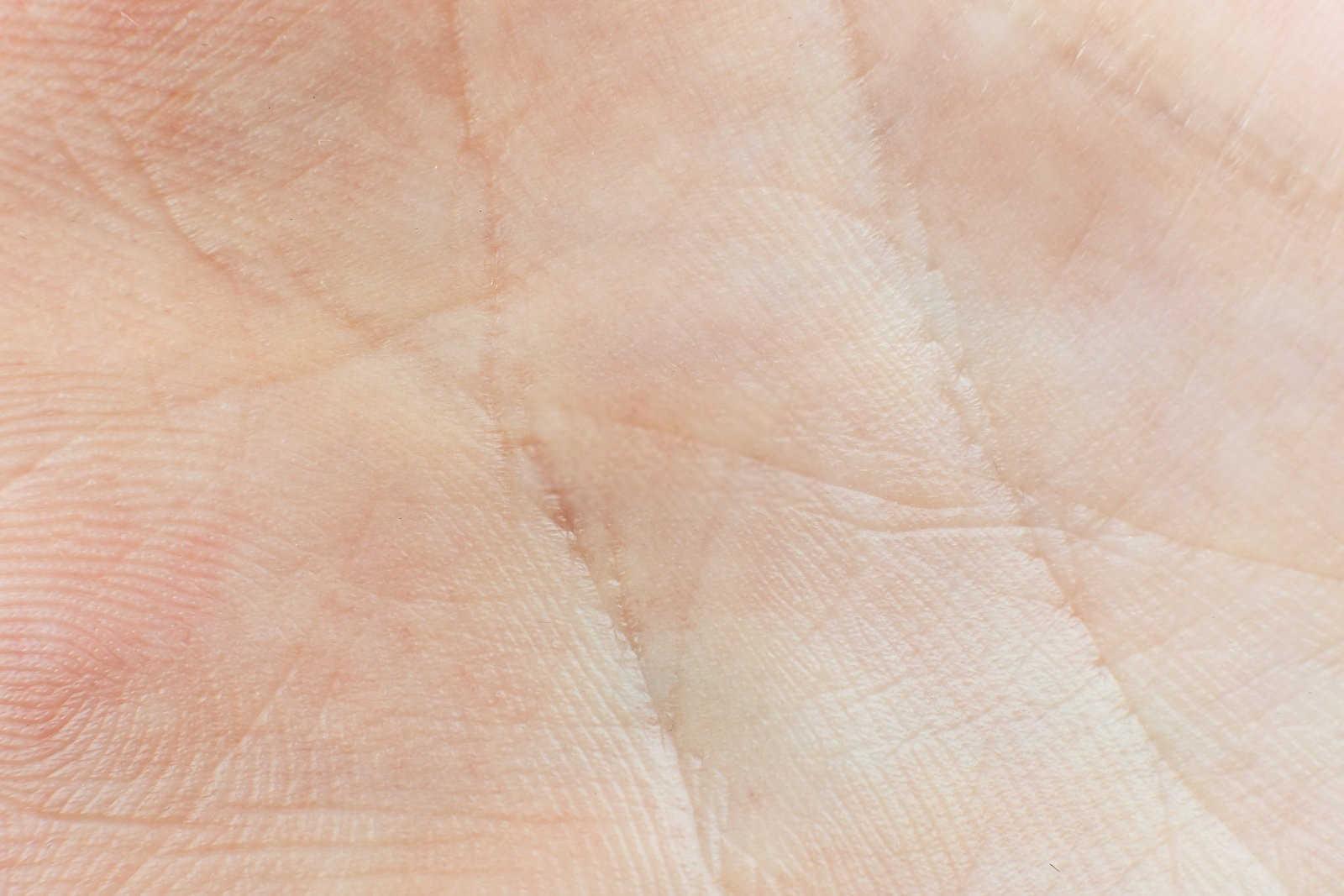 揭秘财运密码：如何从命理学角度判断一个人的财富运势？