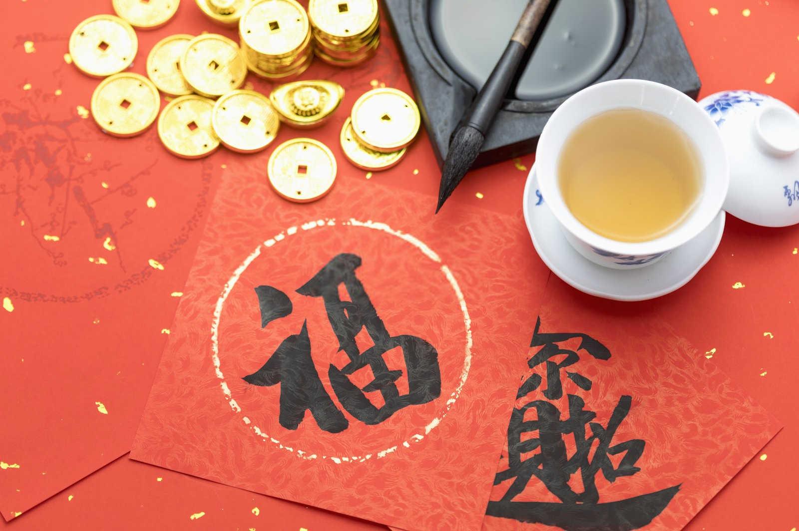梦见男人给你钱什么意思？