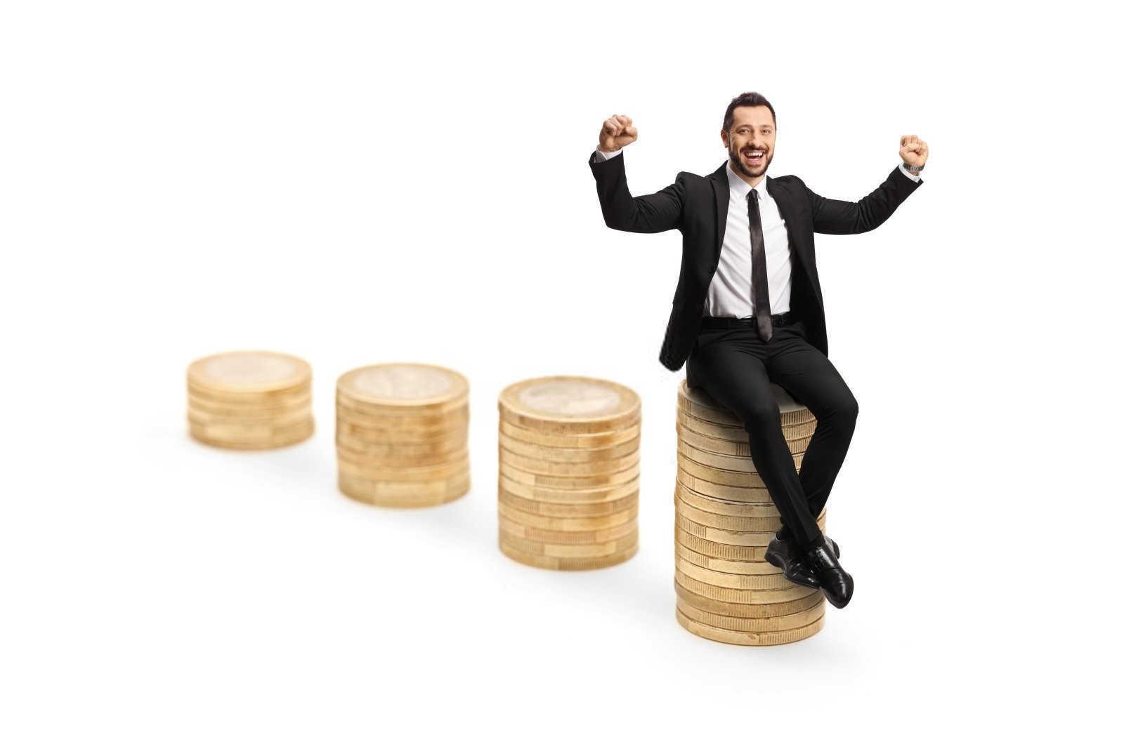 什么属相不能戴金手镯？