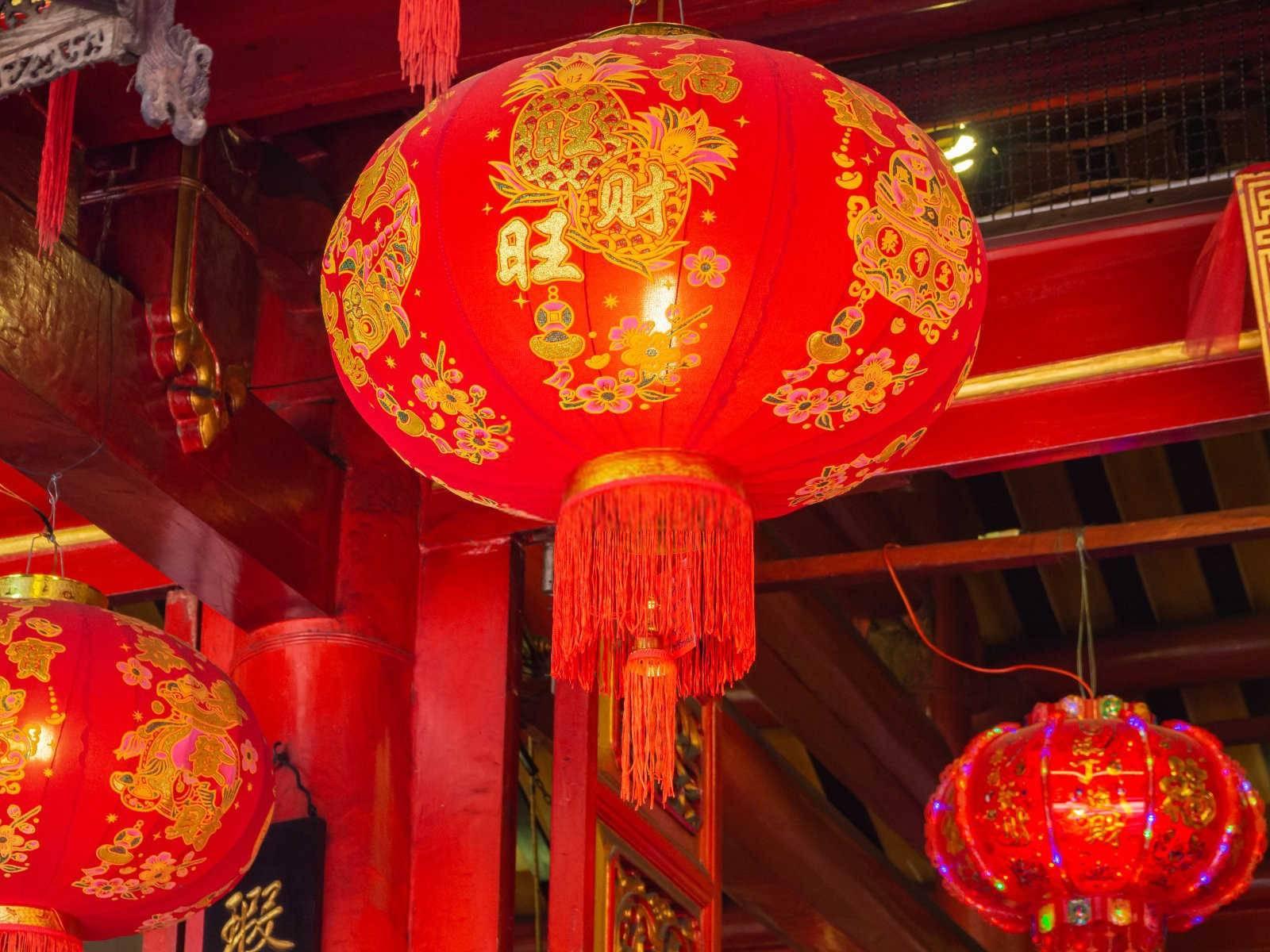 坐北朝南的房子风水厨房建在哪里？