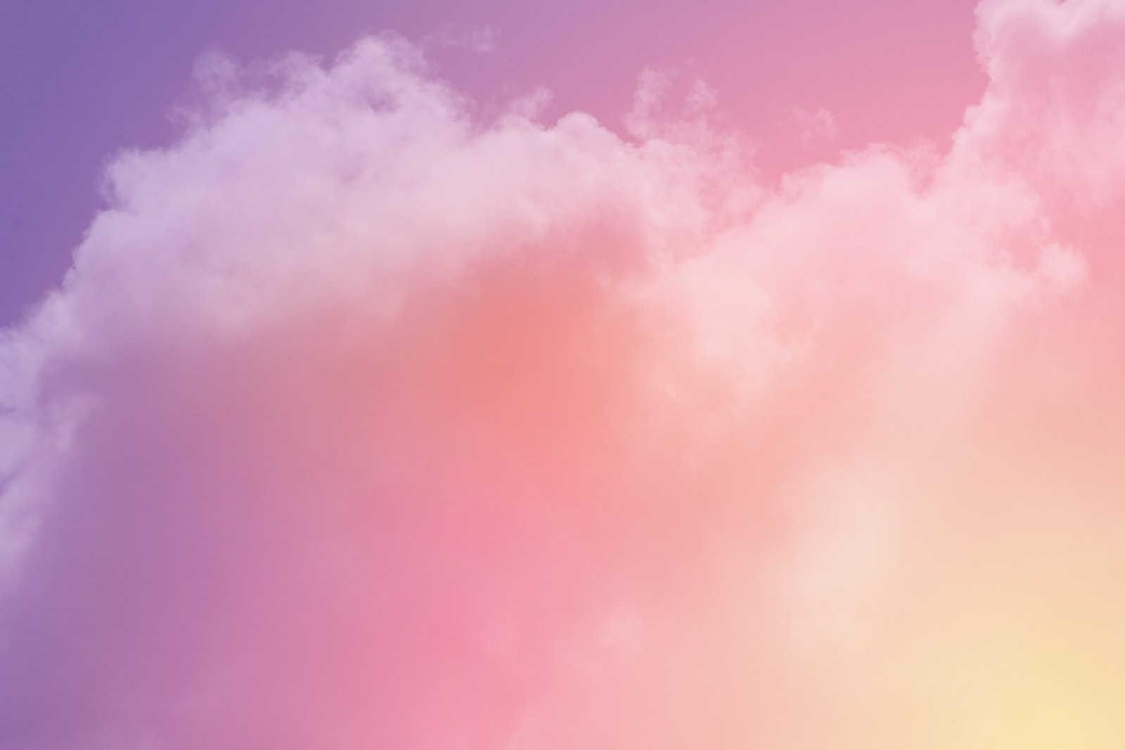 梦境解析：梦见老鼠咬手的深层含义