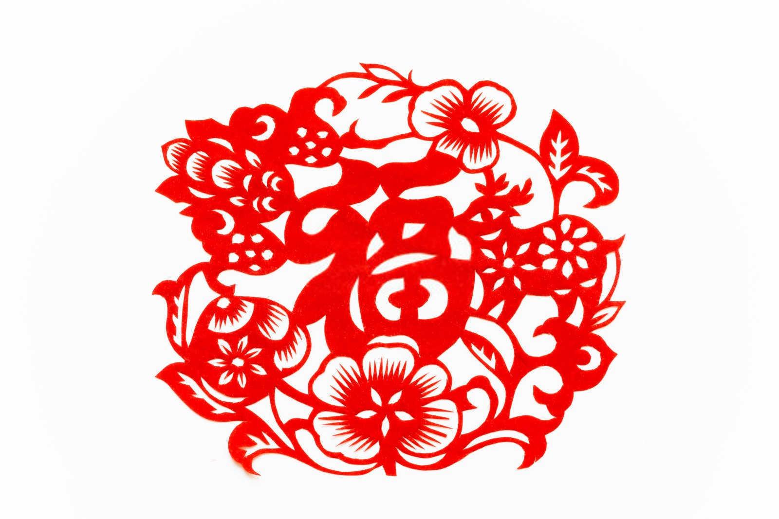 属鸡与属鸡：同羽相依还是同翼难飞？