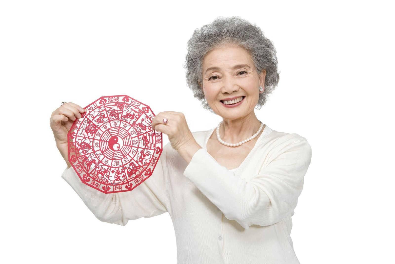 什么属相的宝宝受欢迎呢女？